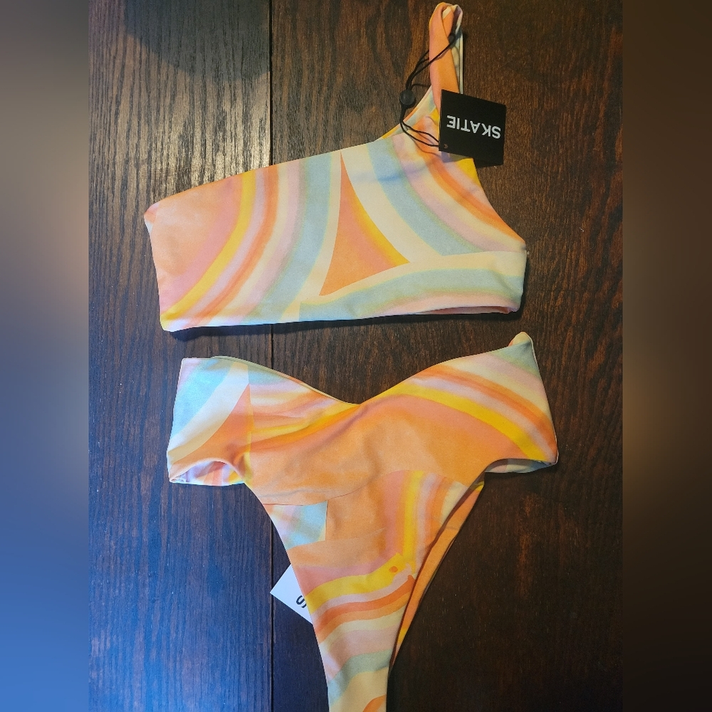 Skatie Passionfruit Bikini Set NWT XS-S